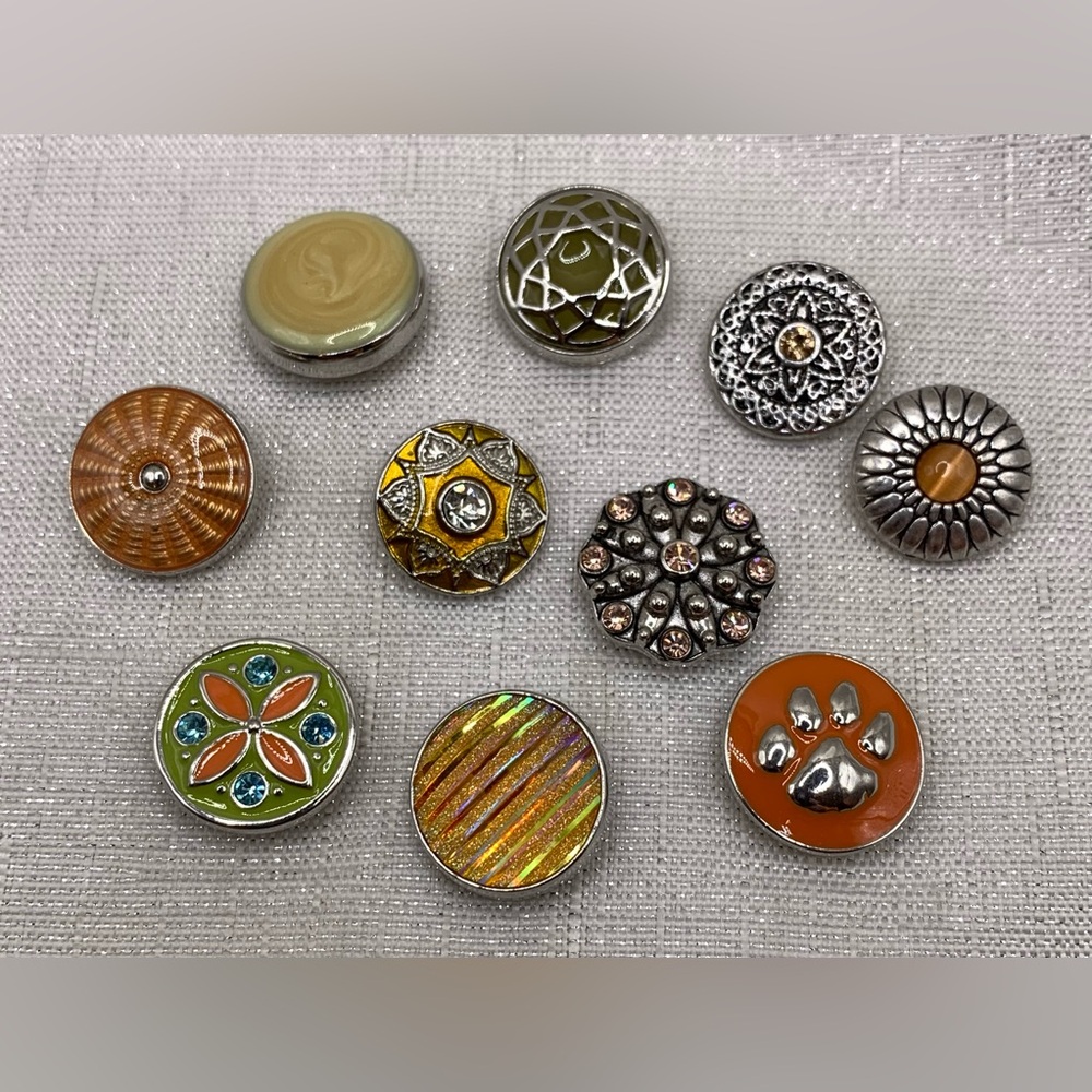 SALE - ORANGE & YELLOW BUNDLE - SET of 10 - Snap Button Charms - 18mm/20mm